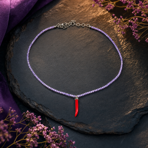 Collana con Cristalli di Zircone Lilla Lavender Faccetta in Argento 925 con  Cornetto Portafortuna di Corallo rosso